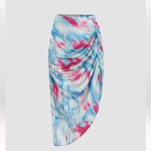 Beautiful ruched silky skirt NWT